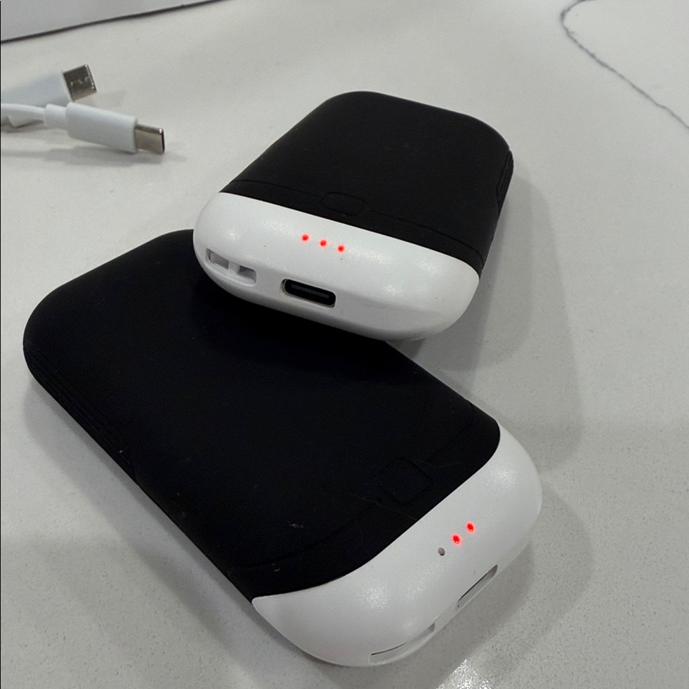 WOWF Portable Hand Warmers (Rechargeable) 2 5000 mAh Batteries W/ charging cord